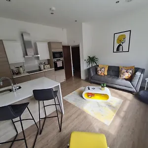 34 Cuppin Street - Luxury Centre Apartment! , Chester United Kingdom
